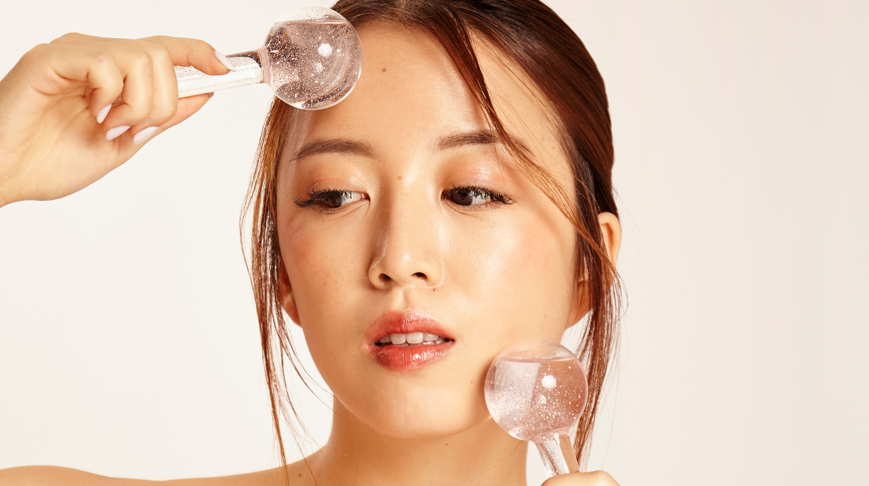 5 Reasons Why Ice Globes Are the Coolest Addition to Your Skincare Routine