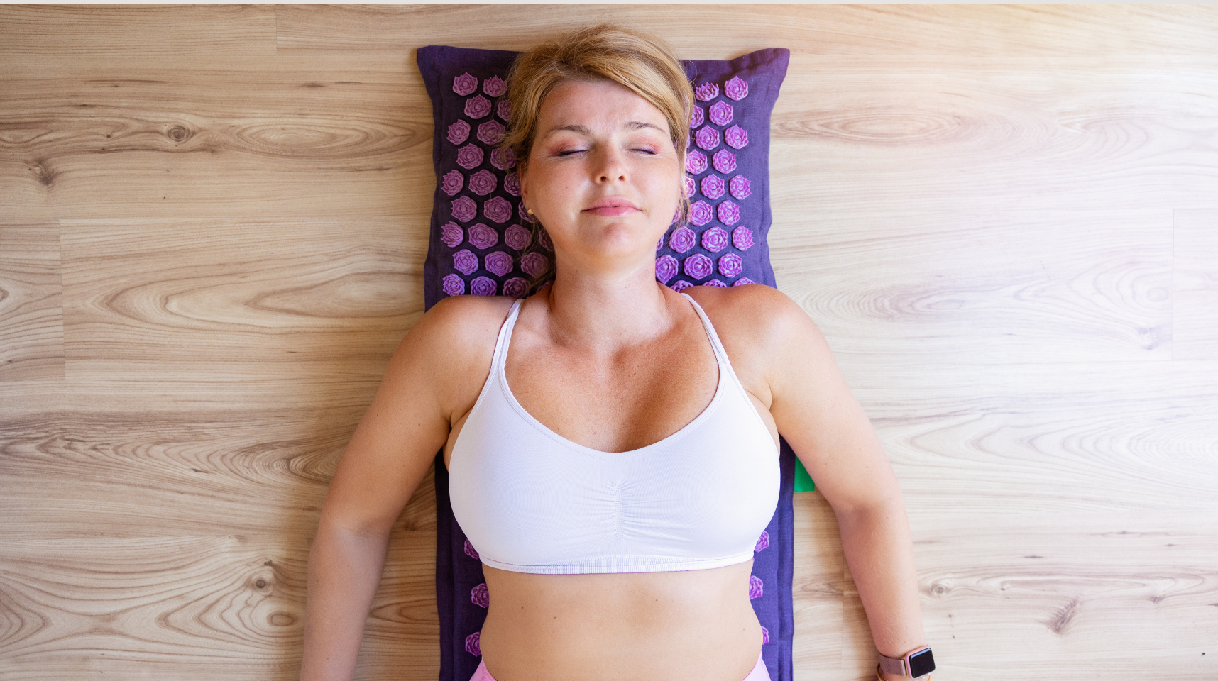 The Benefits of Using an Acupressure Mat for Stress & Sleep
